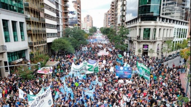 Marcha universitaria: una multitud copó el Congreso contra el veto de Milei