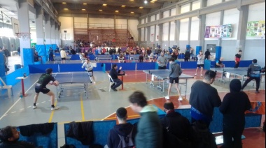 El Polideportivo Municipal recibe una fecha provincial de tenis de mesa