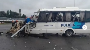 Cuatro policías fallecieron en un accidente a la altura de Carmen de Areco