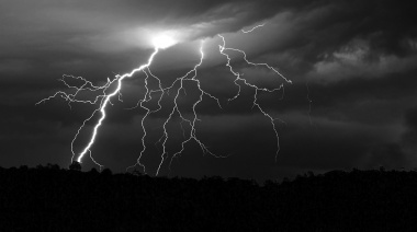 Lanzaron un aviso por tormentas fuertes para el distrito de Necochea