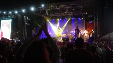 El festival "Sabor de Verano" recibe a la temporada en el Parque Miguel Lillo