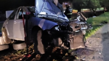Dos jóvenes resultaron heridos tras un violento choque en Avenida Pinolandia