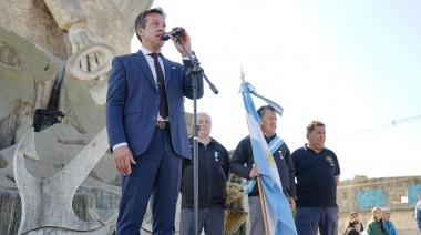 Rojas lamentó el proceso de desmalvinización: "Tenemos que seguir bregando en reclamar la soberanía"