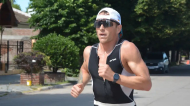 Maximiliano Agostini y Federica Carletto ganaron el Triatlón de Necochea