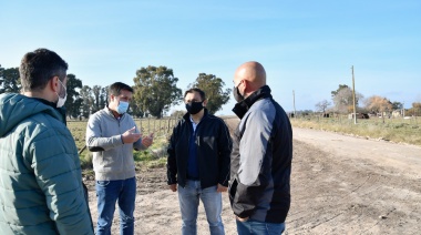En Claraz, entoscado de calles, iluminación LED y gestiones para llevar una pediatra