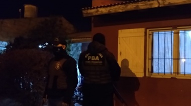 Importantisimo allanamiento anti-drogas en el barrio "Los Naranjos"