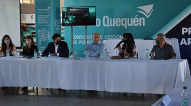 “Todos podemos colaborar y trabajar para seguir creciendo” afirmó Cáceres en el Puerto