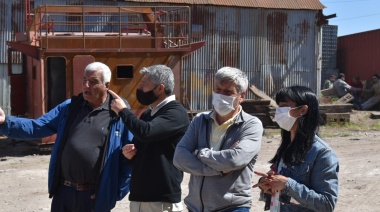 Candidatos del Frente de Todos en el astillero Aloncar y en Engraucoop