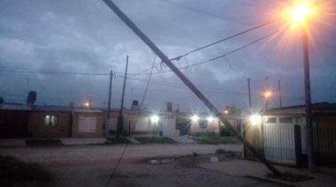 El temporal de anoche produjo daños en la vía pública pero no hubo víctimas ni evacuados