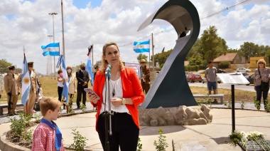 Inauguraron el monumento a los caidos en el ARA San Juan
