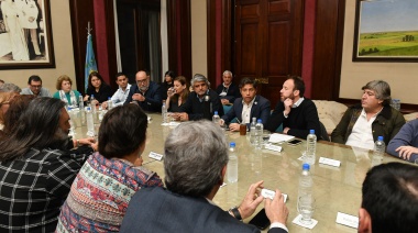 Kicillof anunció un nuevo aumento para los trabajadores del Estado