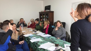 Se realizó el Primer Taller en Lengua de Señas Argentinas dictado por personas sordas