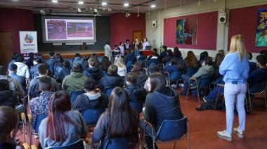 Alumnos secundarios en el programa municipal que visibiliza la discapacidad