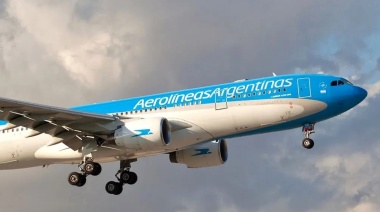 Pánico en un vuelo de Aerolíneas: Fuertes turbulencias dejaron 12 heridos