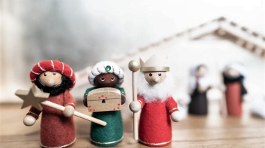 Los Reyes Magos llegan a la Plaza Dardo Rocha para revivir la magia de las fiestas