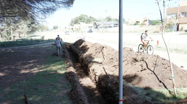 Comenzaron a ampliar la senda de Avenida 10 hasta la Villa del Deportista