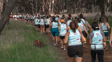 Unas 600 corredoras y caminantes dieron vida a la Carrera de la Mujer