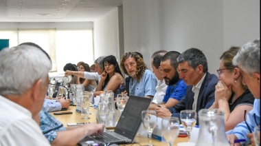 Estatales y judiciales cobrarán mayo con 40% de aumento y docentes evalúan propuesta