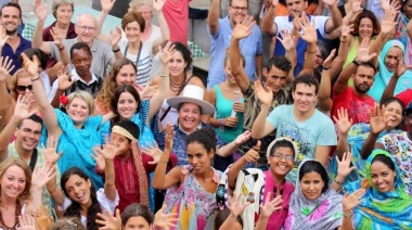"Promover la reflexión, el diálogo intercultural y el respeto por los pueblos originarios"