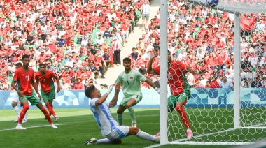 En un papelón organizativo, Argentina pasó del empate agónico a la derrota con Marruecos
