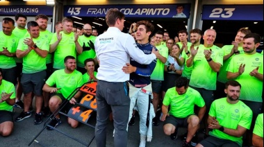"En dos carreras le demostró al mundo que merece un asiento", dijo el jefe de Williams sobre Colapinto