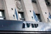 El Gobierno disolvió la AFIP: desvinculó a más de 3 mil empleados y bajó los salarios de los jerárquicos