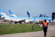 Hay demoras y vuelos cancelados en Aeroparque por una sorpresiva asamblea gremial