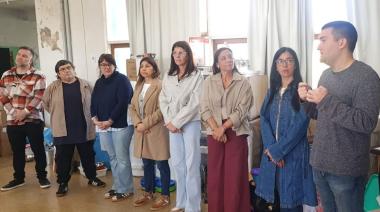 El Ministerio de Desarrollo bonaerense entregó materiales para 26 establecimientos del distrito