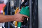 Los precios de los combustibles aumentaron otro 4%