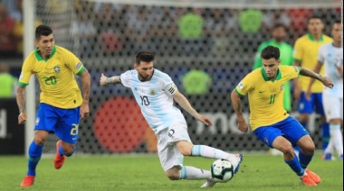 Argentina con Messi y Brasil sin Neymar juegan hoy el clásico sudamericano