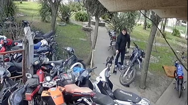 Un vecino reaccionó violentamente tras el secuestro de su moto