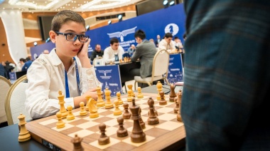 Un argentino de 10 años derrotó a Magnus Carlsen, el número 1 del mundo