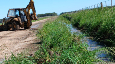 El EMSUR continúa con trabajos de mejora y mantenimiento en los caminos rurales