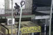 Las cámaras de seguridad lograron persuadir un robo en la Avenida 59