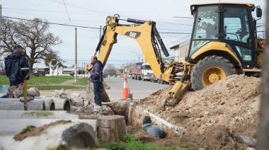 Con mucho despliegue de personal, Obras Sanitarias trabaja a diario y lleva respuesta a los reclamos vecinales