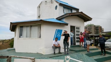 Continúa la búsqueda: Encontraron un kayak que podría ser de los pescadores desaparecidos