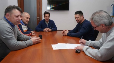 Los trabajadores municipales firmaron un aumento del 25% para junio
