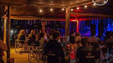 Cafés, bares y restoranes podrán abrir hasta las 23hs durante el fin de semana.