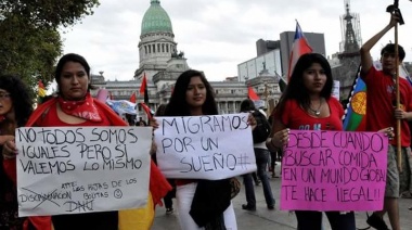Desde Nación preparan reforma migratoria para restringir la entrega de residencias a extranjeros