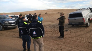 Defensa Civil se capacitó en el manejo de vehículos en arena y zonas complejas