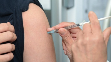 Cuáles son los grupos de riesgo que deben aplicarse la vacuna antigripal