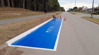 El municipio reservó una zona de estacionamiento para motos en la Avenida 10