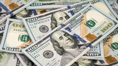 El dólar “blue” operó sin cambios y cerró el martes a $925