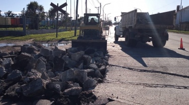 El municipio bachea el sector de las vías del tren en la Avenida Benedicto Campos