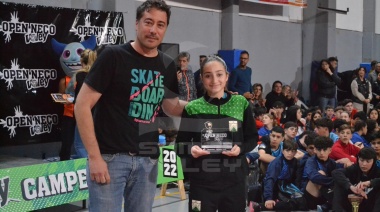 El torneo de vóley organizado por Meana trajo unos 2 mil visitantes a la ciudad