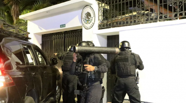La Cancillería condenó la irrupción de policías a la embajada mexicana en Ecuador