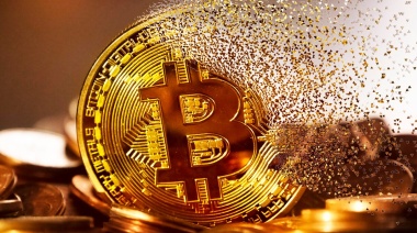El Bitcoin perforó su valor más bajo en dos años y Ethereum cayó un 17,72%