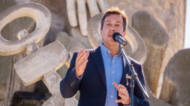 "Las Malvinas fueron, son y seguirán siendo argentinas", aseveró Arturo Rojas en Quequén