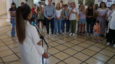 El programa Envión cerró el año con una muestra interactiva en el hall del municipio
