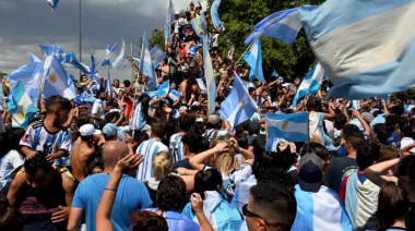 La AFA quiere que organizar dos amistosos en Argentina para celebrar con la gente